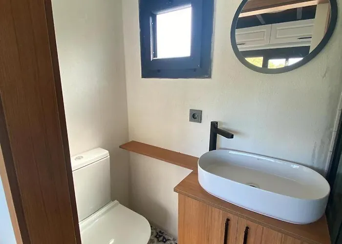 Luxe tent Boaz Tiny House